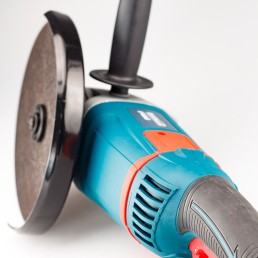 Bormann Pro Angle Grinder 2400W, Φ230m Soft start, Rotating handle